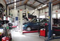 Garagebedrijf Vriezen - Korting: 10% korting* op de reparatierekening.